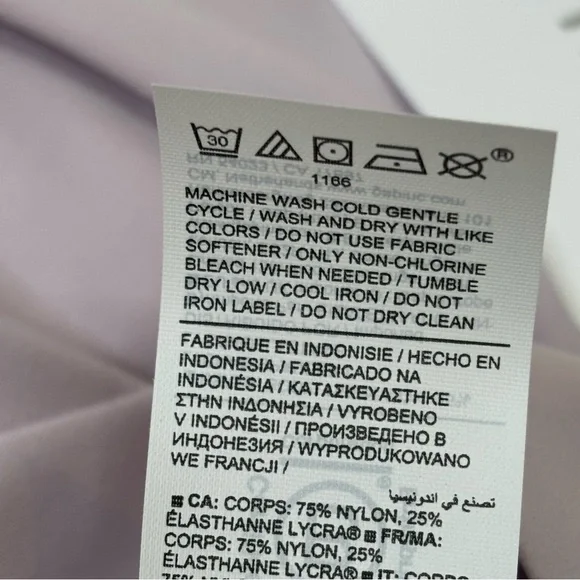 🏷️NWT Athleta Transcend Capri Legging High Rise Lilac Sky Purple Size Medium $79